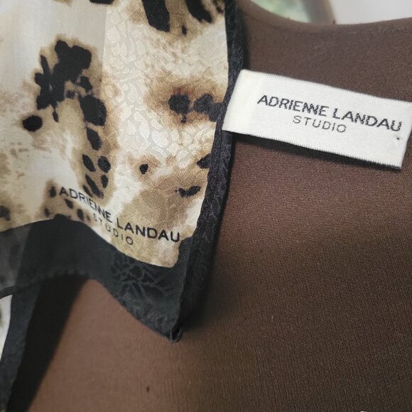 Adrienne Landau Python Print rectangular Scarf - Picture 3 of 3